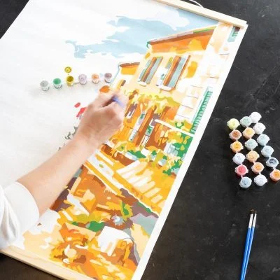 tranh số hóa treo trang trí trong phòng ngủ hoặc bàn làm việc.